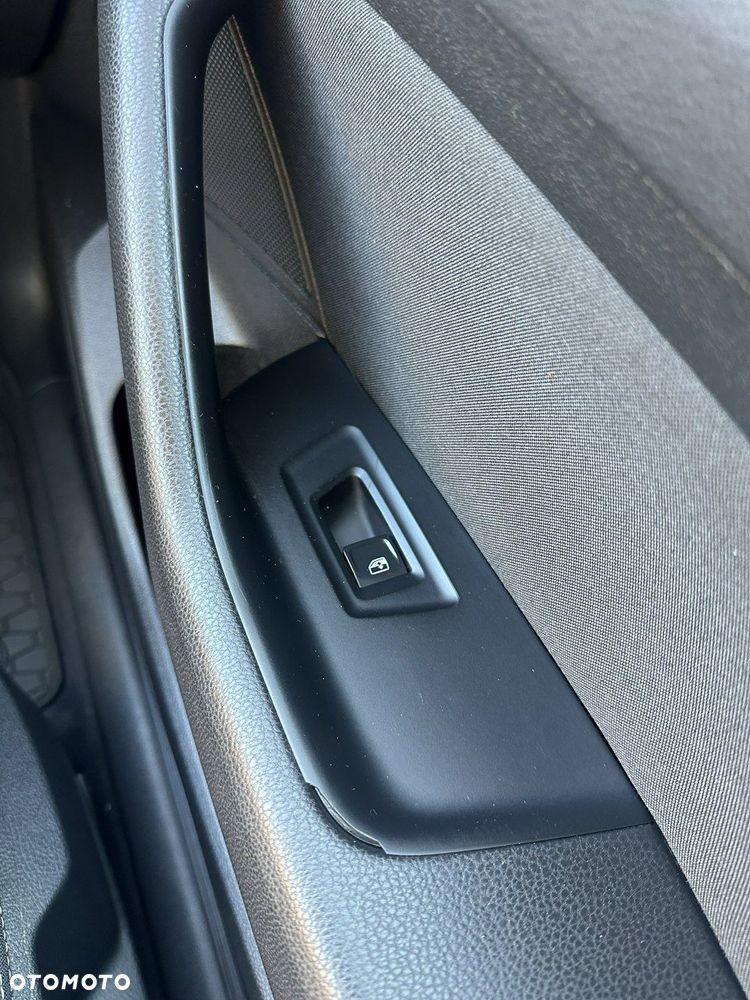Volkswagen Passat - 30