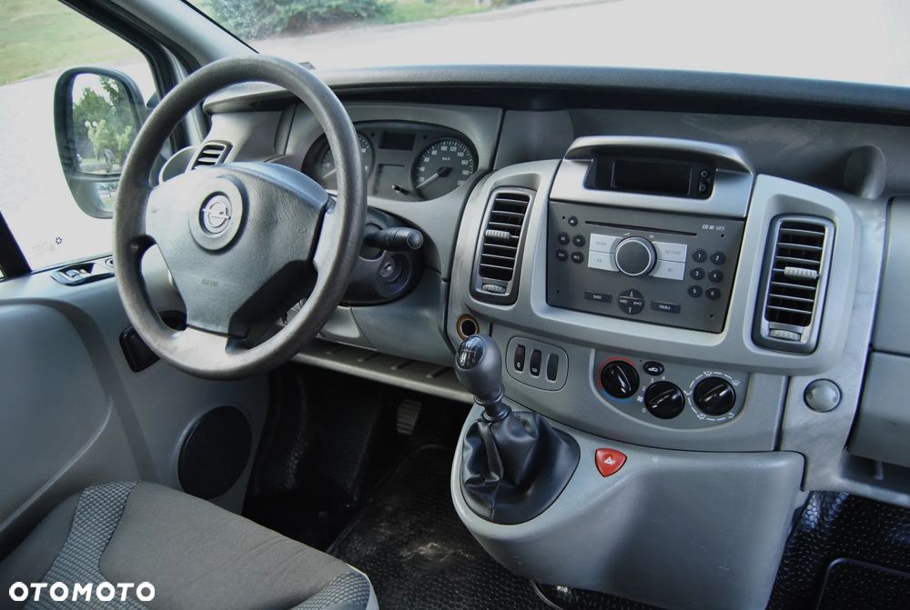 Opel Vivaro - 7