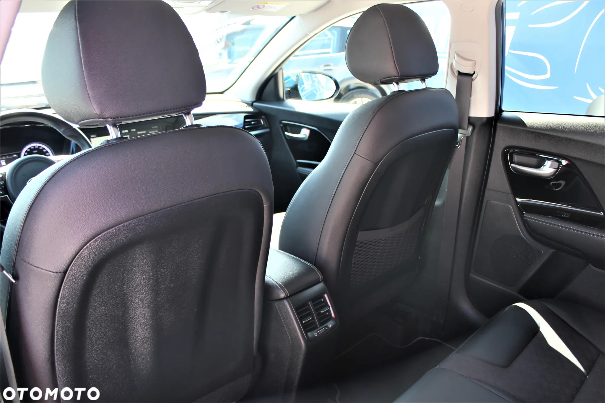 Kia Niro - 13