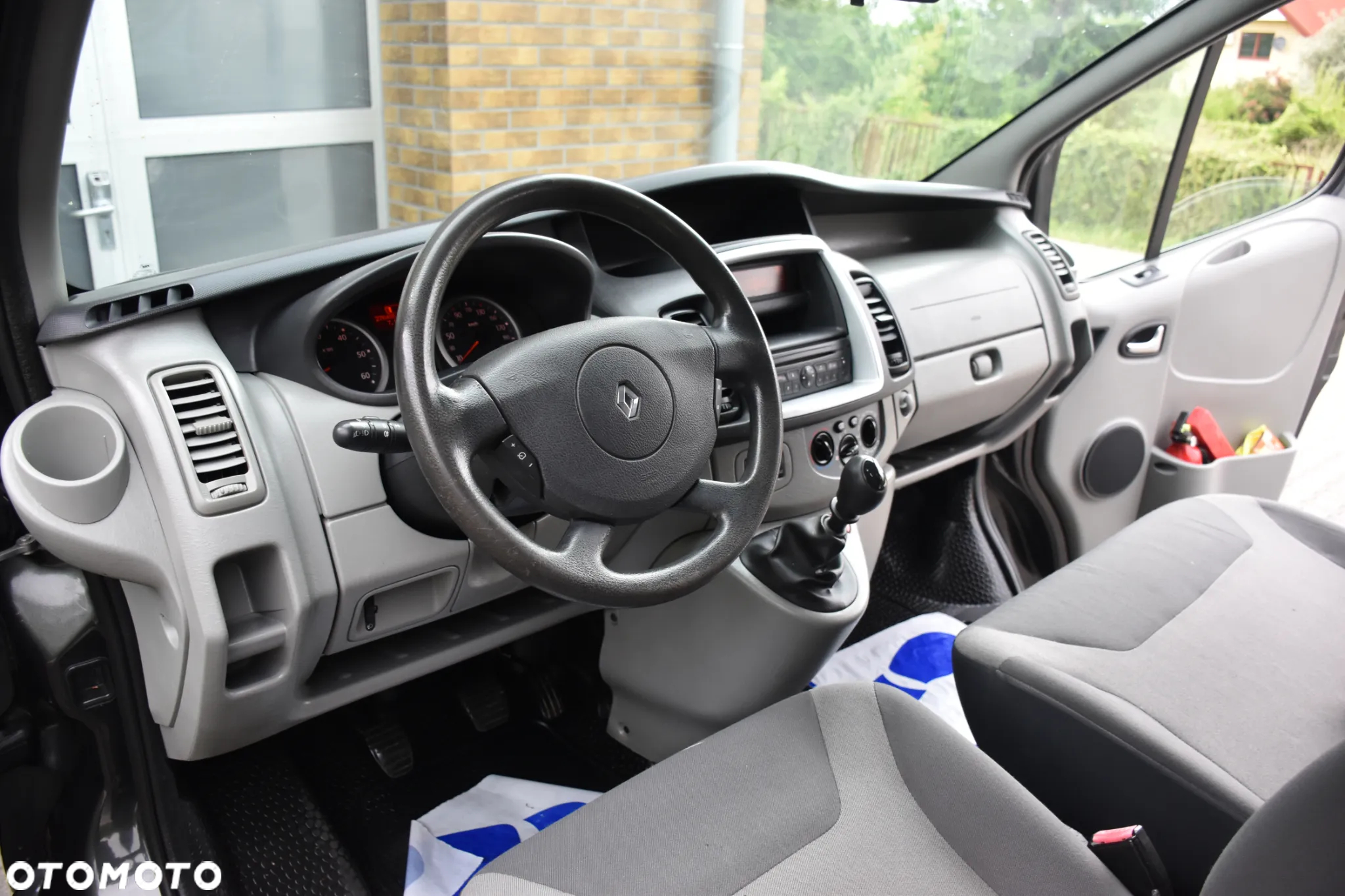 Renault Trafic 2.0 dCi 90 L1H1 - 9
