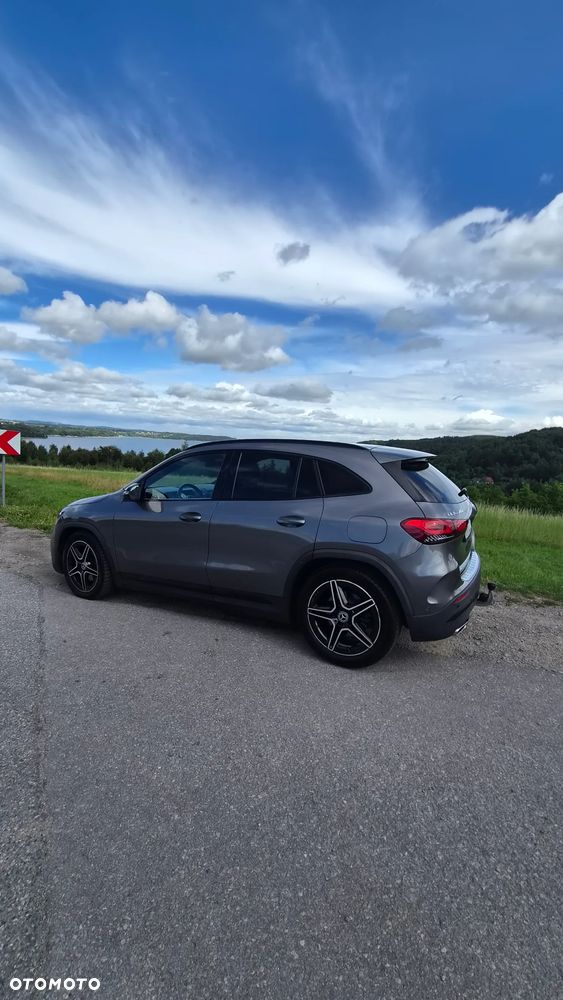 Mercedes-Benz GLA 220 d 4-Matic - 16