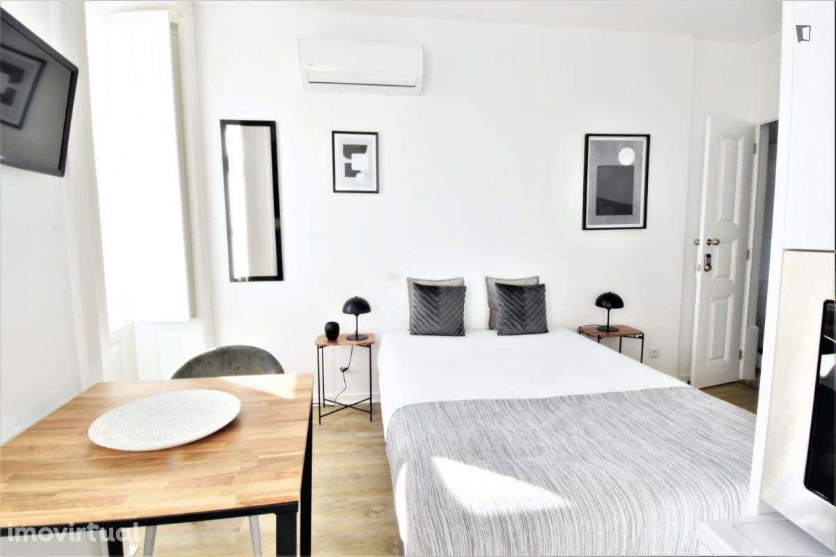 Estúdio - localizado em Baixa Coimbra - Grande imagem: 4/7