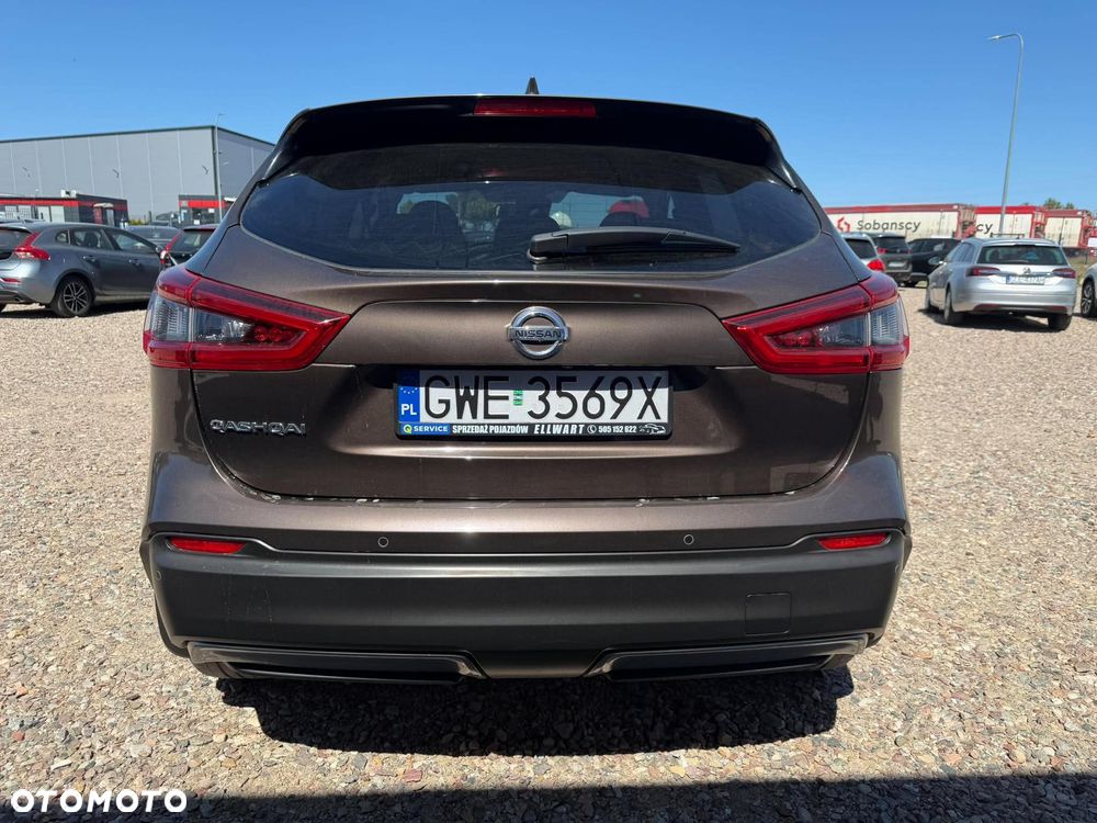 Nissan Qashqai 1.6 dCi Visia S&S - 4