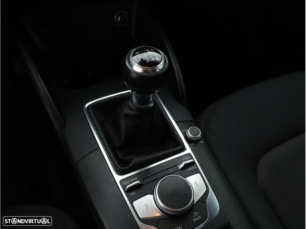 Audi A3 Limousine 30 TDI - 15