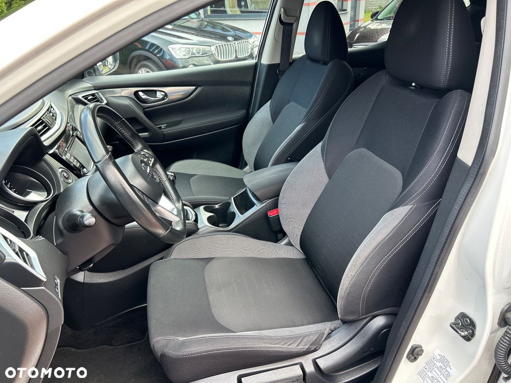 Nissan Qashqai - 12