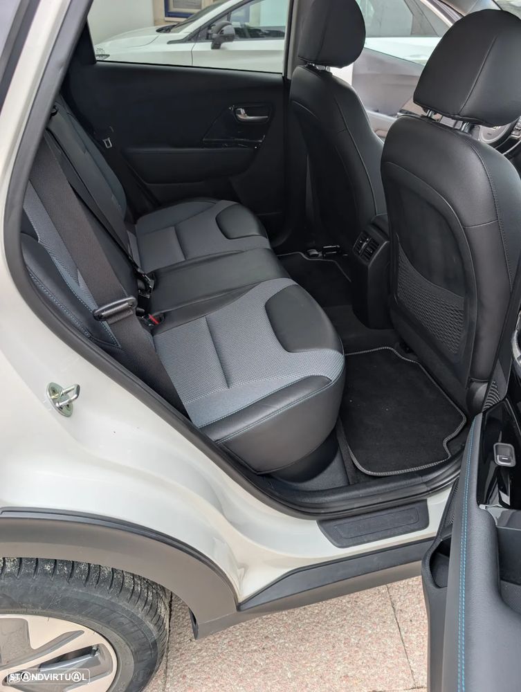 Kia e-Niro Vision - 17