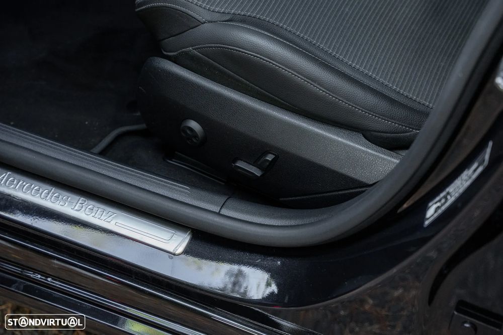 Mercedes-Benz C 300 e Avantgarde - 24