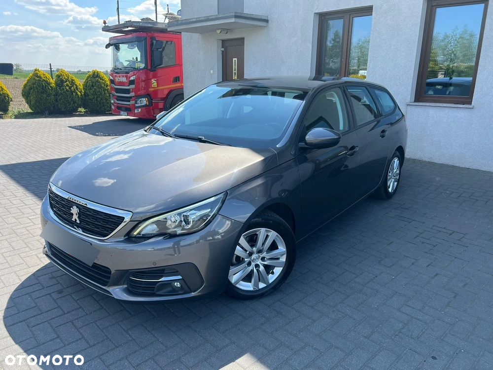 Peugeot 308 - 5