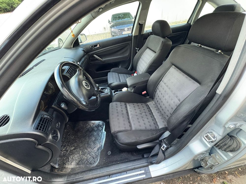 Volkswagen Passat 1.9TDI Comfortline - 5