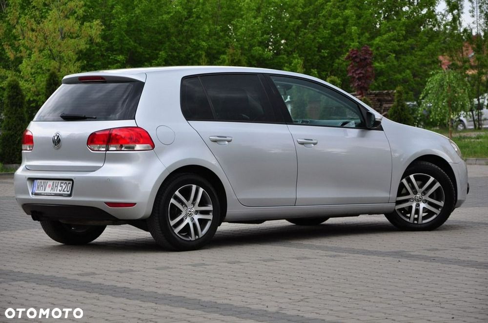 Volkswagen Golf - 15