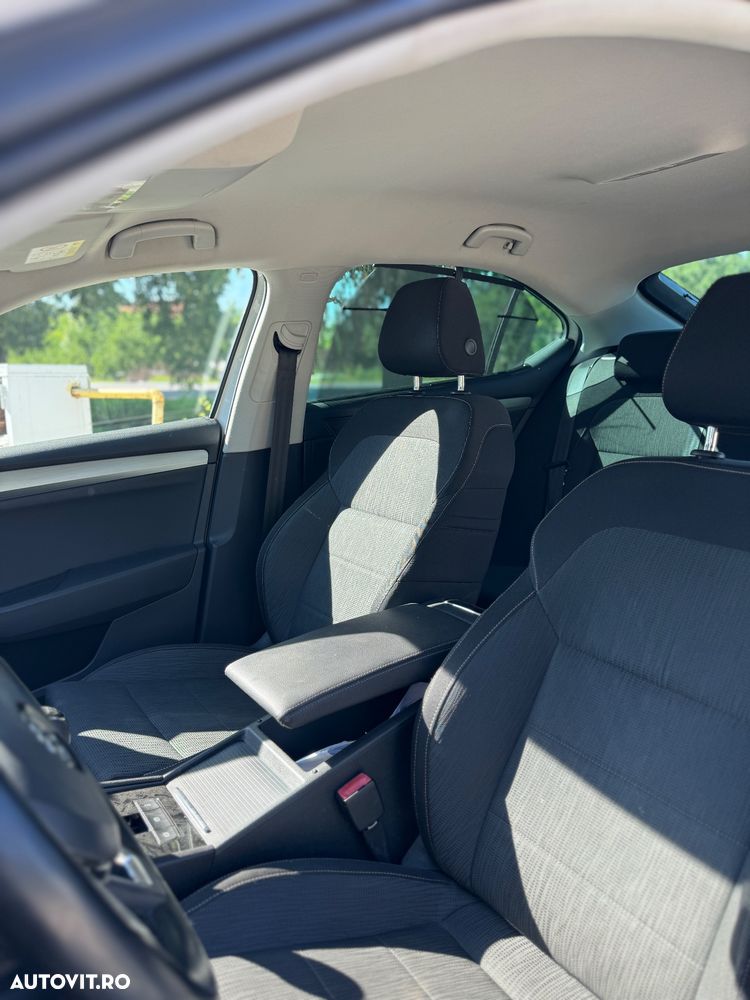 Skoda Superb 2.0 TDI Ambition - 10