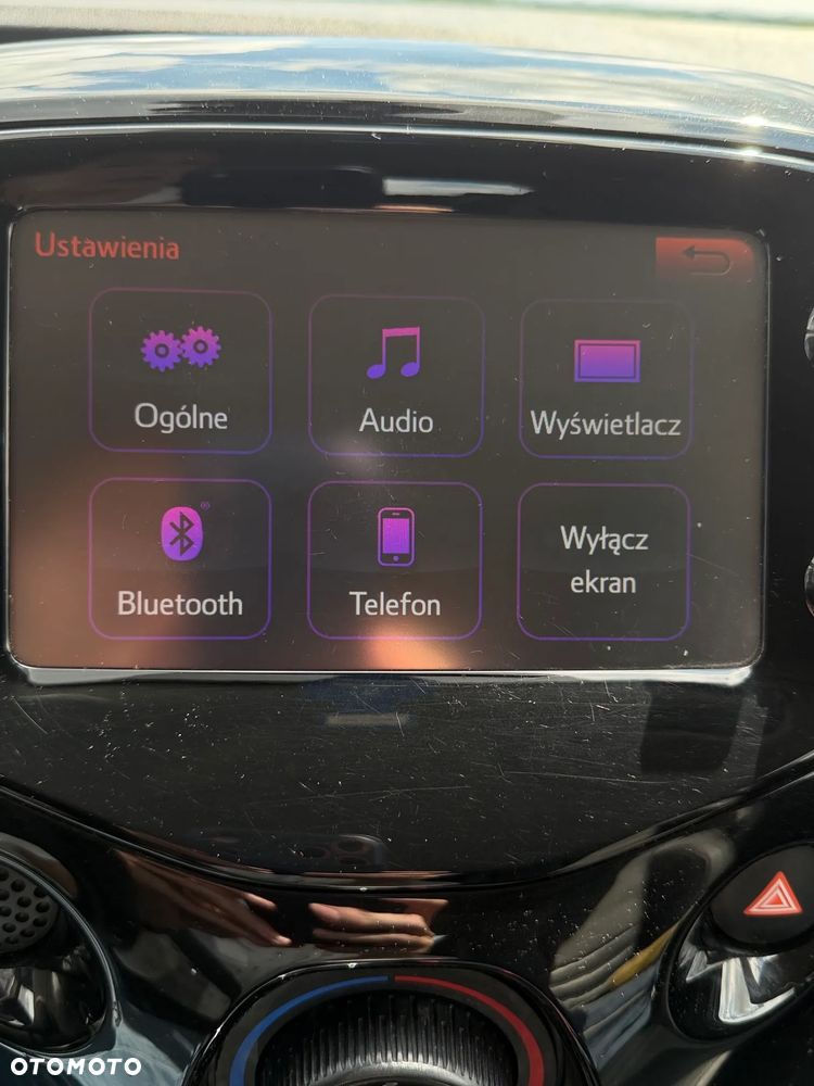 Toyota Aygo x-clusiv - 31