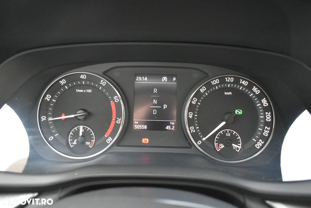 Skoda Octavia 1.5 TSI DSG Mild Hybrid Ambition - 6