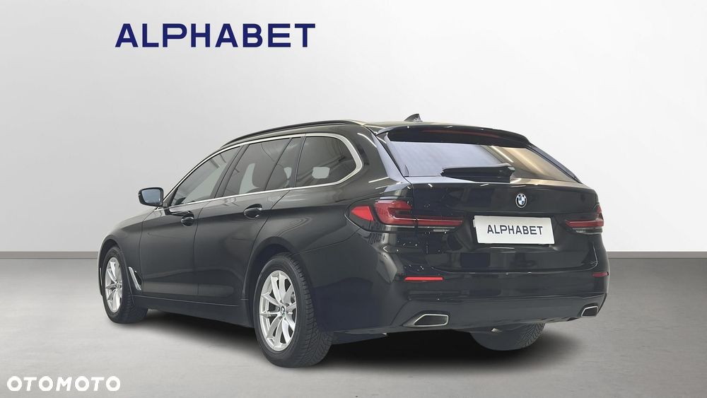 BMW Seria 5 520d xDrive MHEV - 5