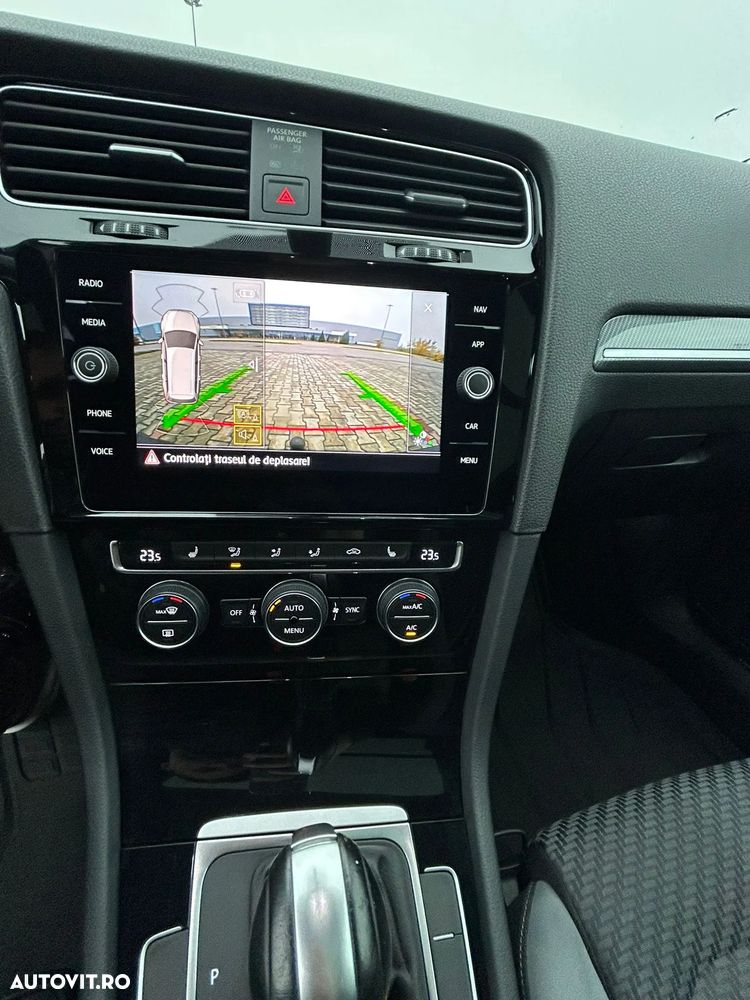Volkswagen Golf 2.0 TDI 150CP DSG R-Line - 20