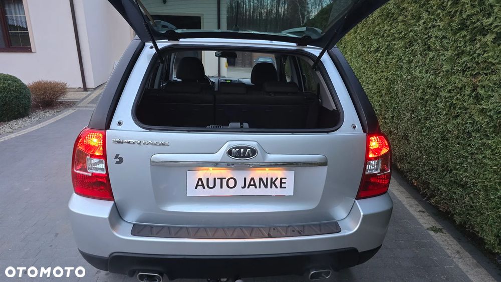 Kia Sportage 2.0 2WD Cup - 12