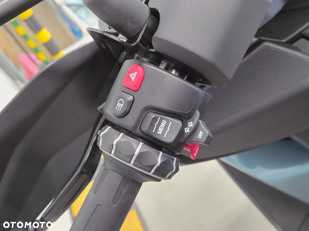 BMW C 400 GT - 11