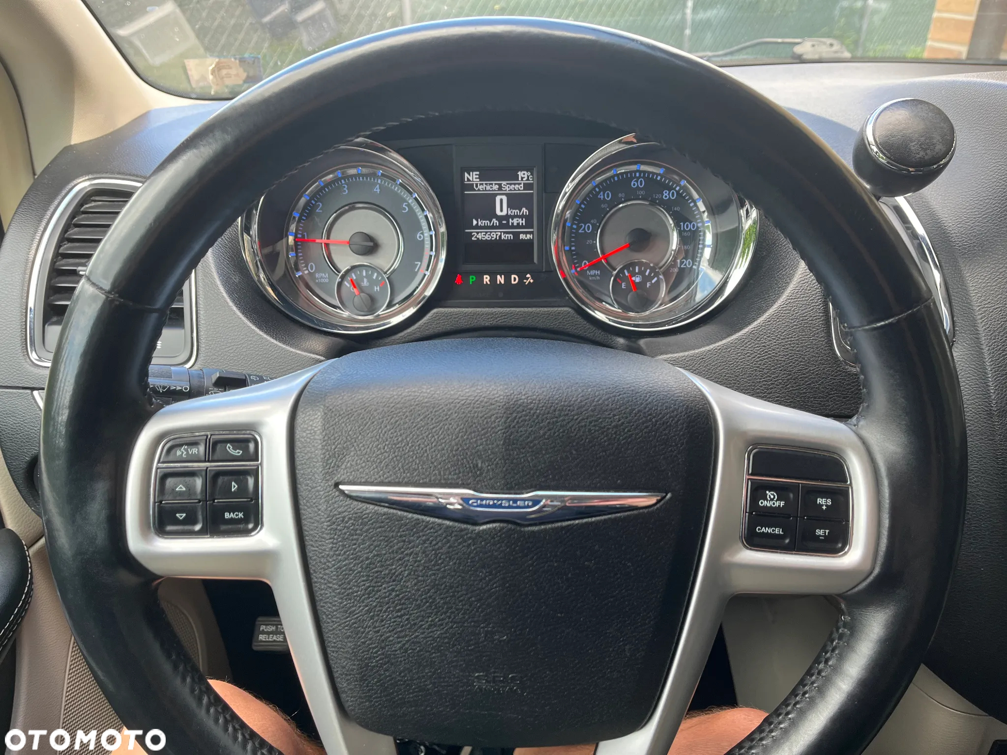Chrysler Town & Country 3.6 Touring - 6