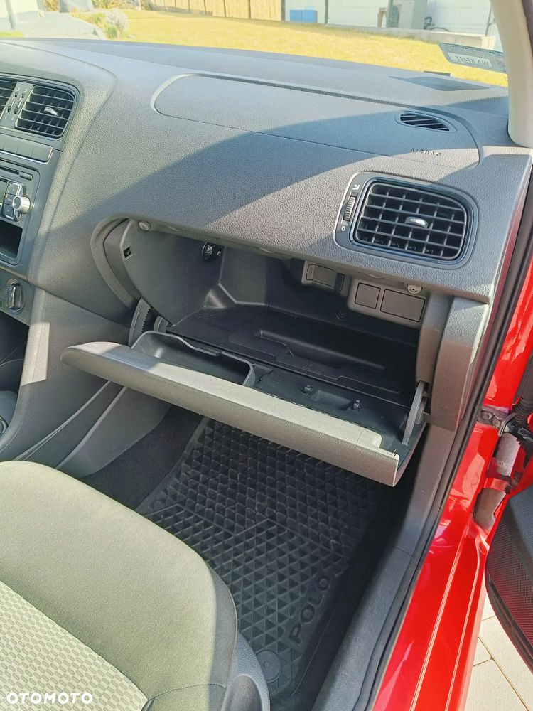 Volkswagen Polo - 8