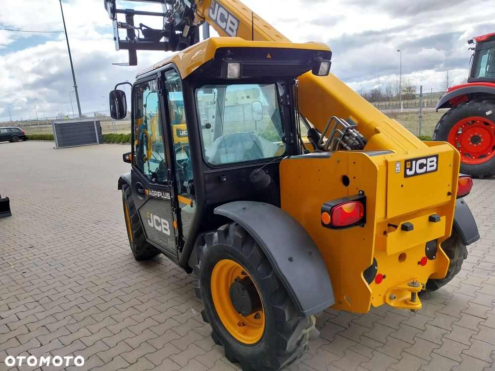 JCB 525-60 Agri Plus - 16