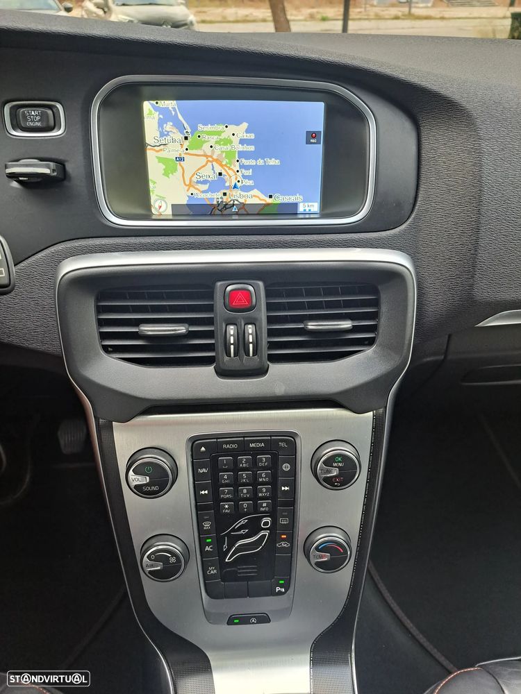 Volvo V40 D2 Ocean Race - 23