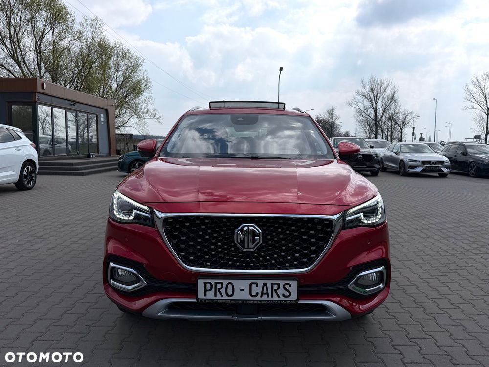 MG EHS Luxury - 10