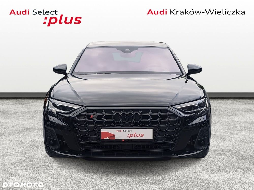 Audi S8 - 9