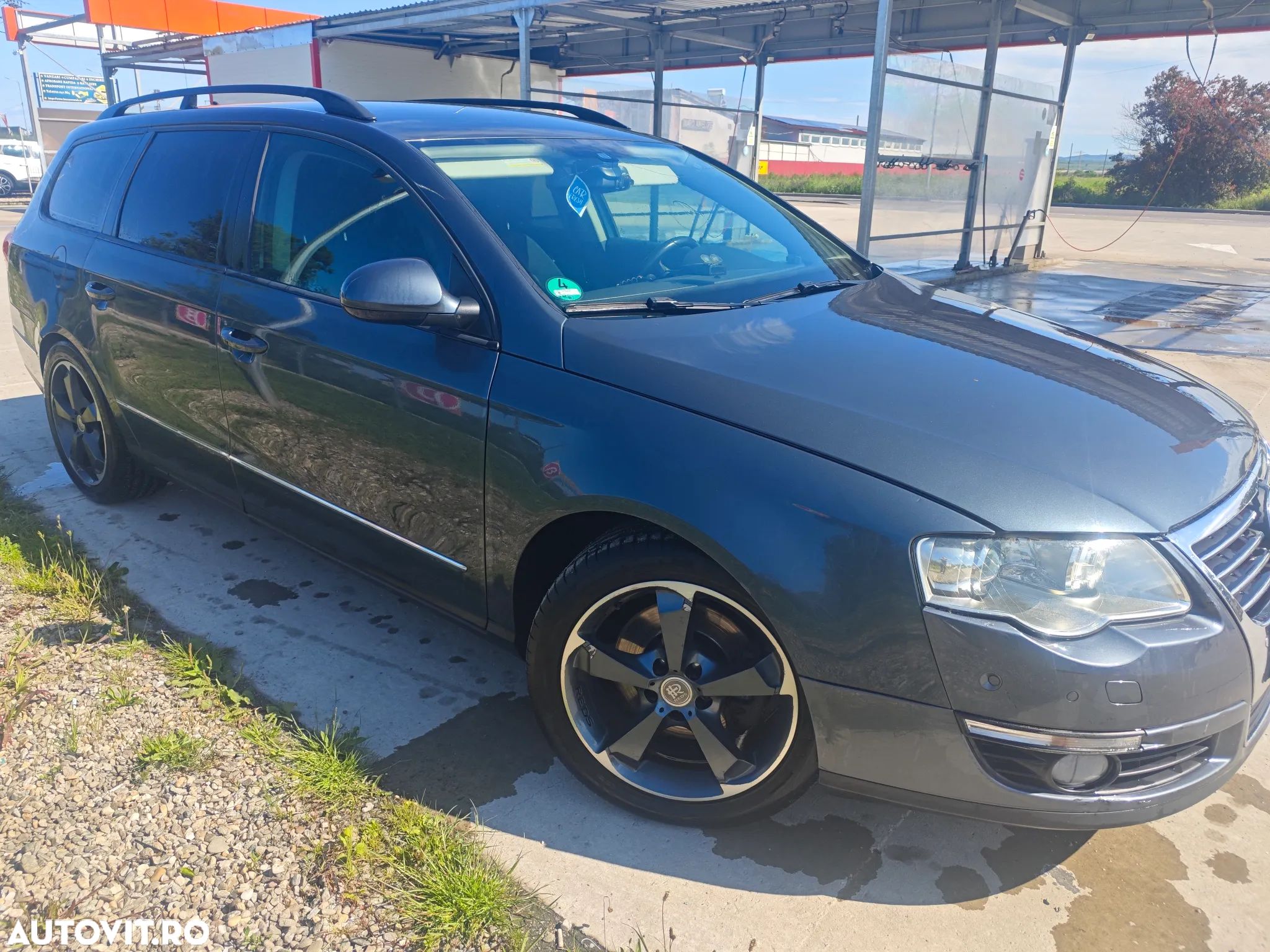 Volkswagen Passat Variant 2.0 TDI DPF DSG Highline - 1
