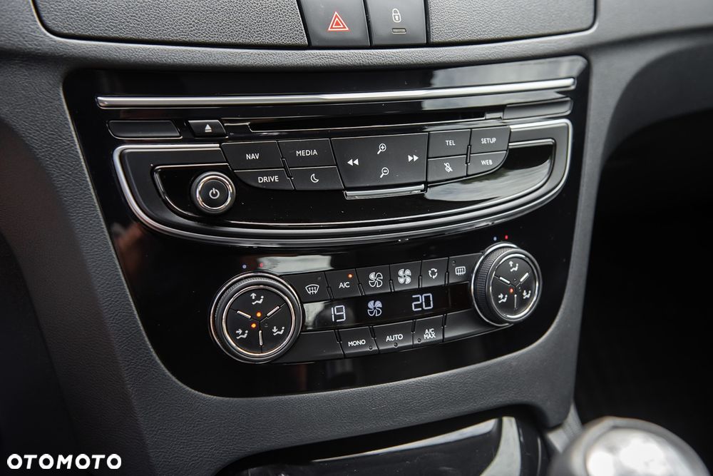 Peugeot 508 BlueHDi 150 Stop&Start Allure - 22