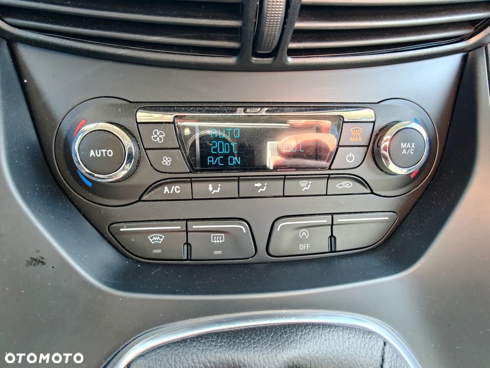 Ford C-MAX - 11
