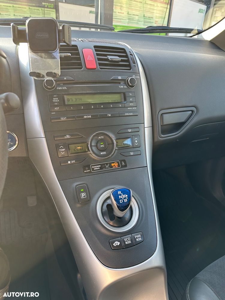 Toyota Auris - 9