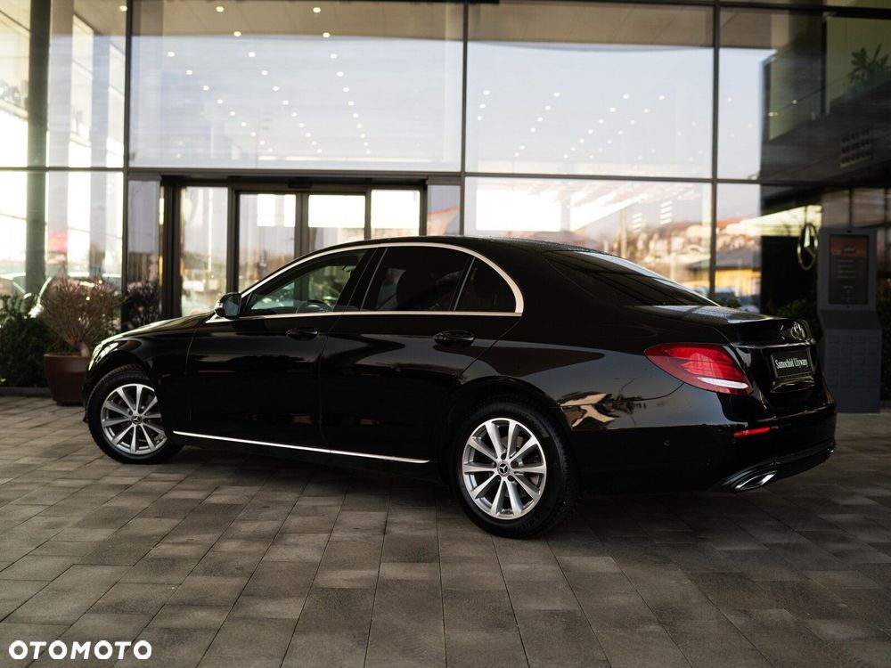 Mercedes-Benz Klasa E 200 d Business Edition 9G-TRONIC - 6