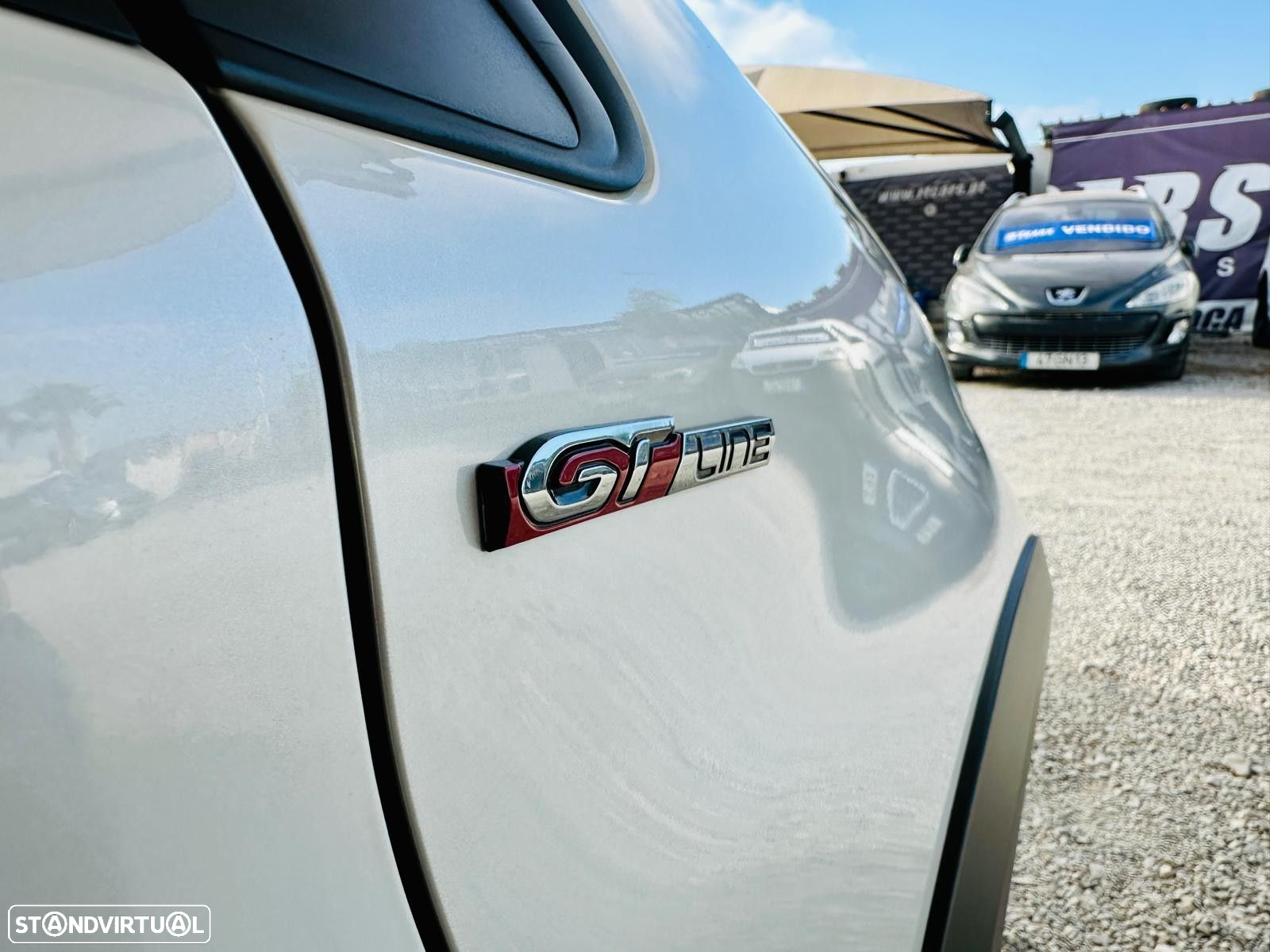 Peugeot 2008 1.2 PureTech GT Line - 9