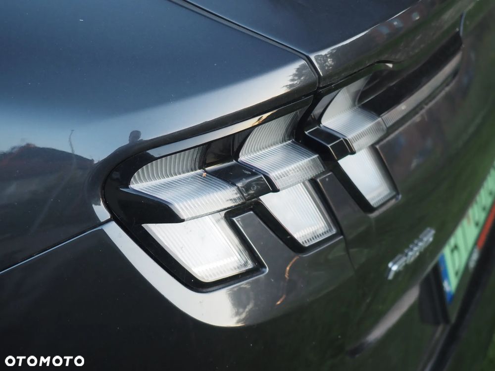 Ford Mustang Mach-E AWD PREMIUM - 35