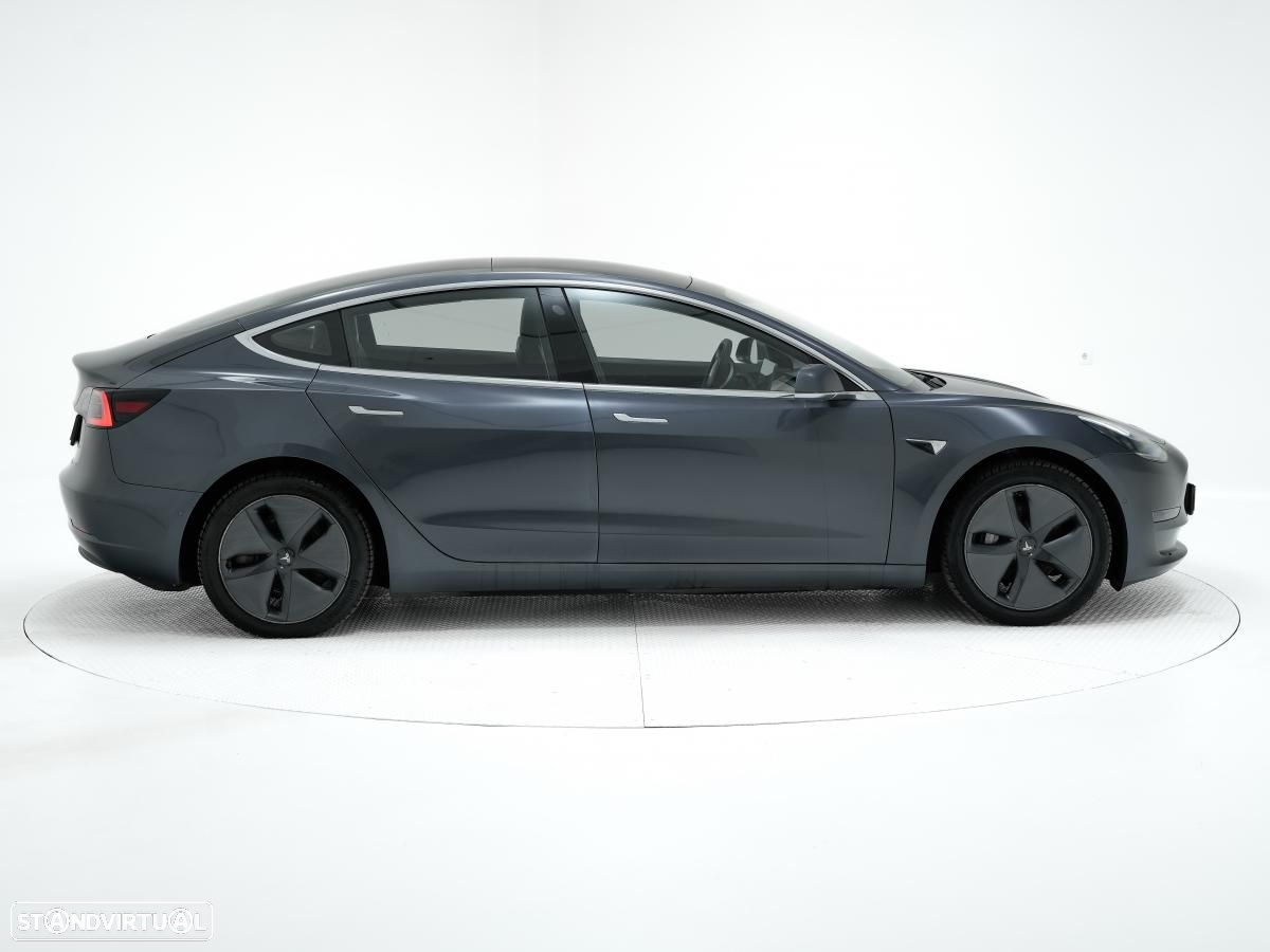 Tesla Model 3 Long-Range Dual Motor AWD - 2