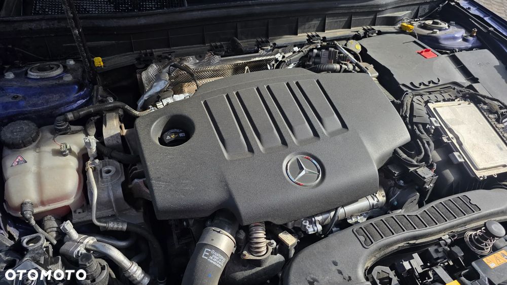 Mercedes-Benz GLB 220 d 4-Matic AMG Line 8G-DCT - 10