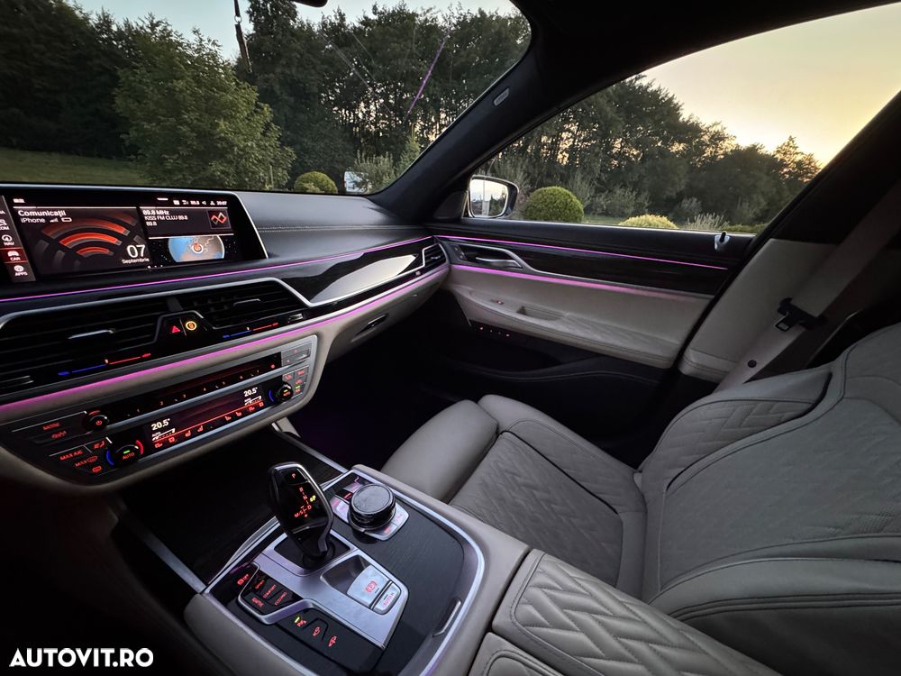 BMW Seria 7 750d xDrive - 23