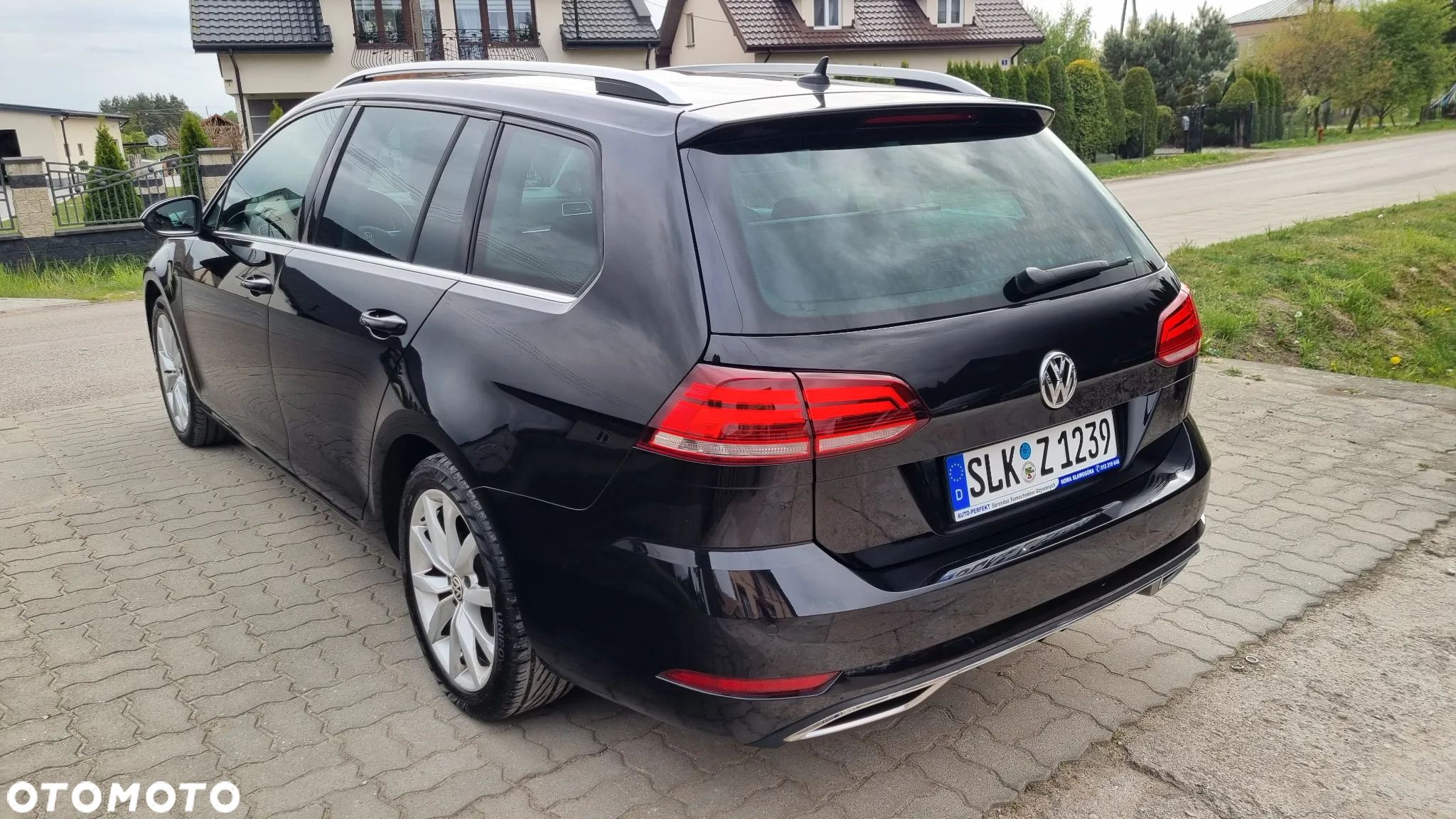 Volkswagen Golf 2.0 TDI (BlueMotion Technology) DSG Highline - 24