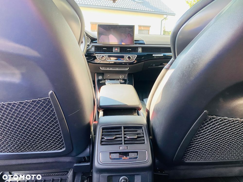 Audi A4 Limousine 45 TFSI mHEV Quattro Black Edition S tronic - 27