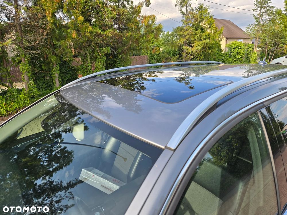 Mercedes-Benz Klasa E 200 BlueEFFICIENCY 7G-TRONIC Avantgarde - 8