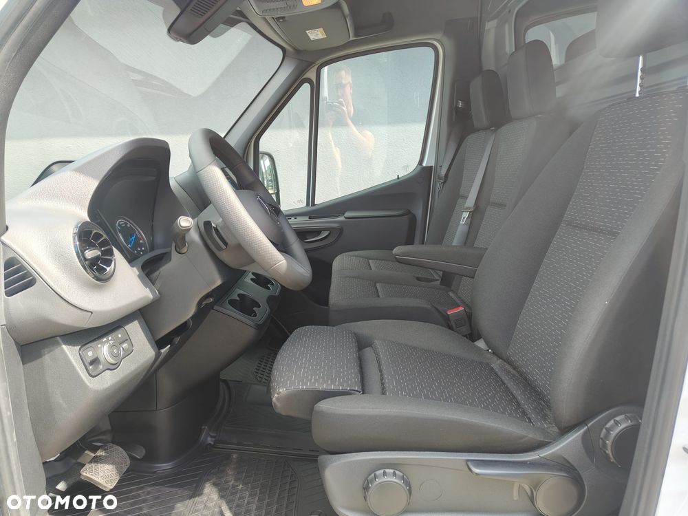 Mercedes-Benz eSprinter - 9