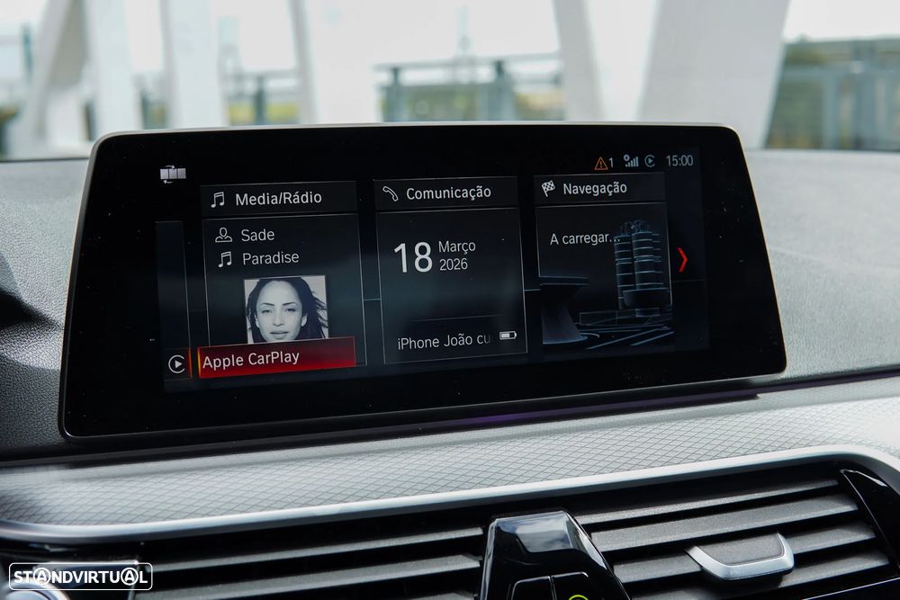 BMW 530 e Pack Desportivo M - 27