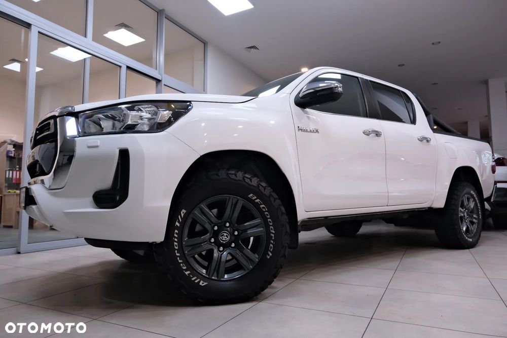 Toyota Hilux 2.4 D-4D Double Cab Selection 4x4 - 24