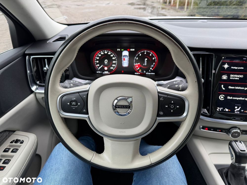 Volvo V60 T5 Geartronic Momentum - 10