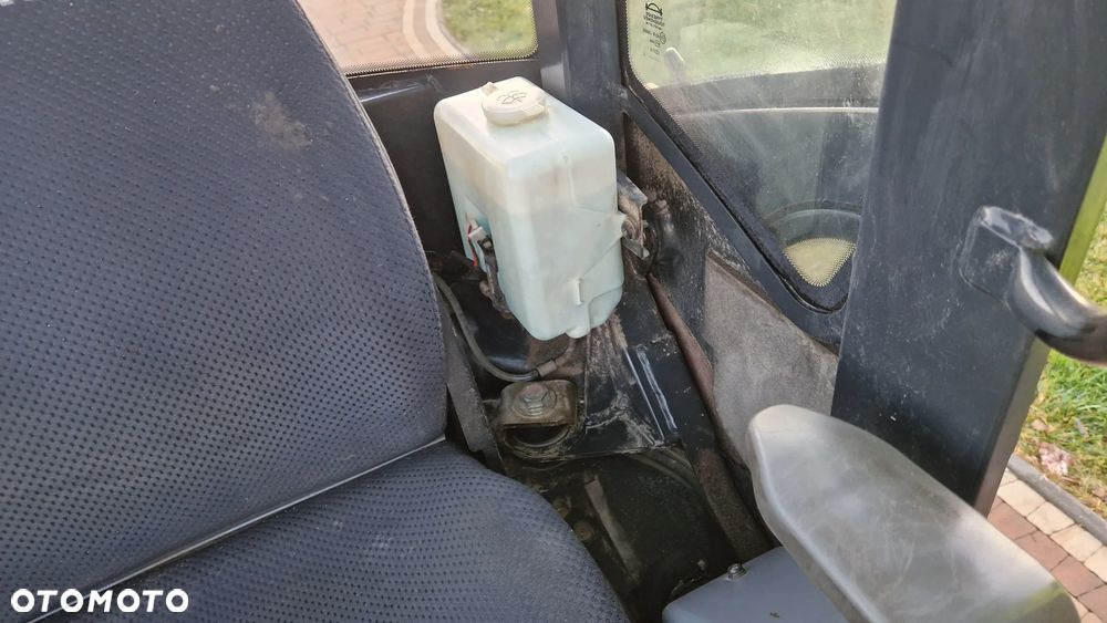 Hitachi Zx18 zx 18 zaxis - 32