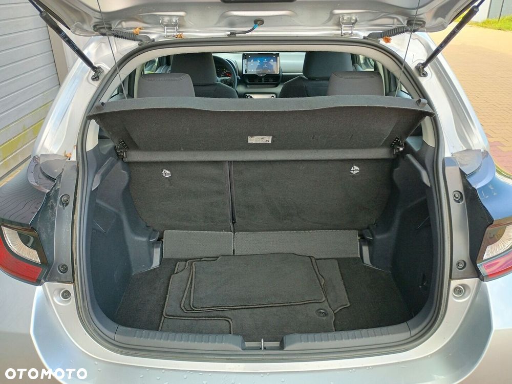 Toyota Yaris - 22