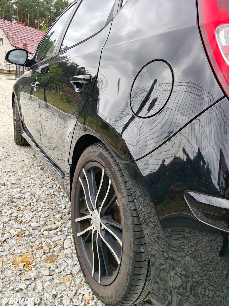 Hyundai i30 1.4 Comfort EU5 - 3