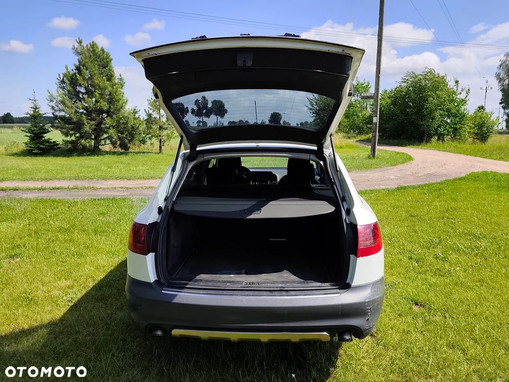 Audi A6 Allroad - 28