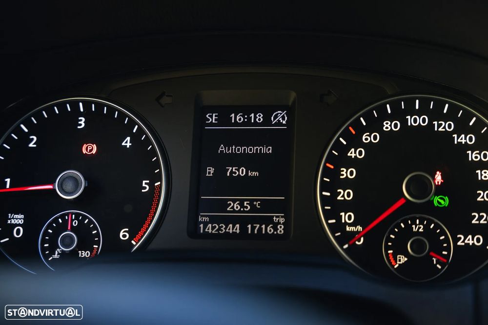 VW Sharan 2.0 TDI Blue Confortline DSG - 46