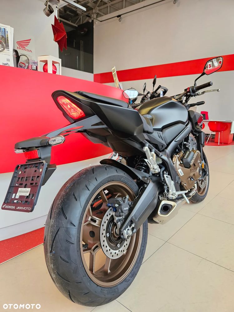 Honda CB - 9